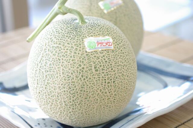 北海道アサヒメロン通販 安平町追分の糖度14度以上赤肉メロンを取寄