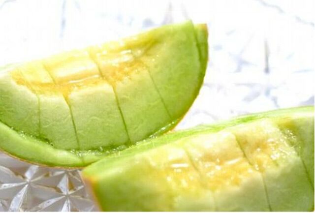 黄美香メロン きみかメロン 高糖度約15度 茨城・青森・他産地