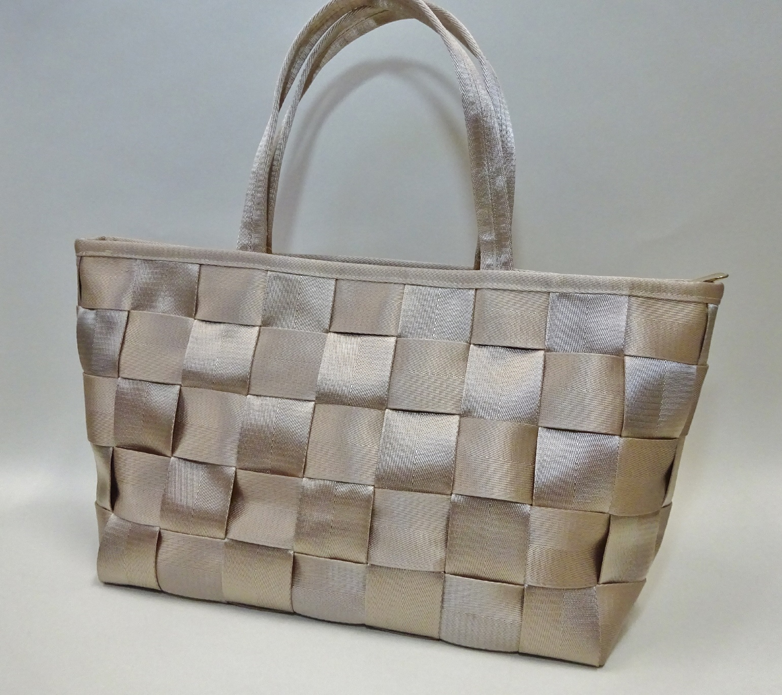 シートベルトトート大(ゴールド):SB4004GD