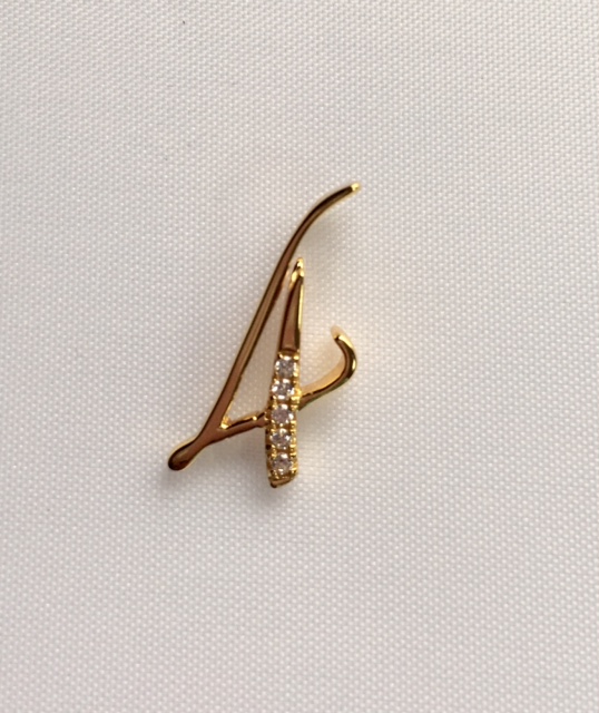 ナンバーペンダントトップ4ゴールド