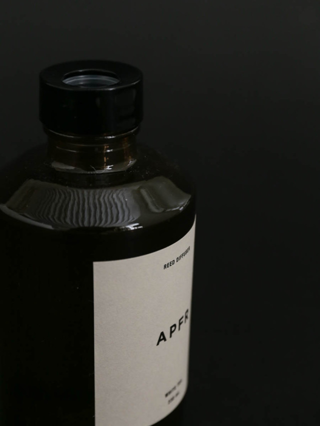 [未使用！]APFR リードディフューザー REED DIFFUSER（リードディフューザー） - APOTHEKE FRAGRANCE