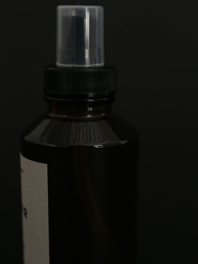APFR ルームスプレー　oakmnoss&amber アポテーケフレグランス APOTHEKE FRAGRANCE 【アポテーケフレグランス】ROOM SPRAY