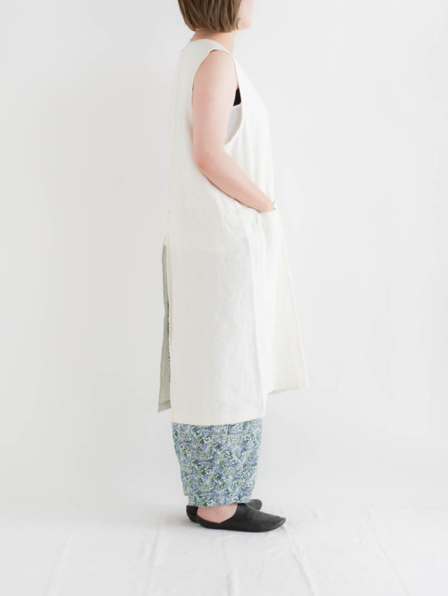ARTE POVERA アルテポーヴェラ｜リネンシーツエプロン（ホワイト）