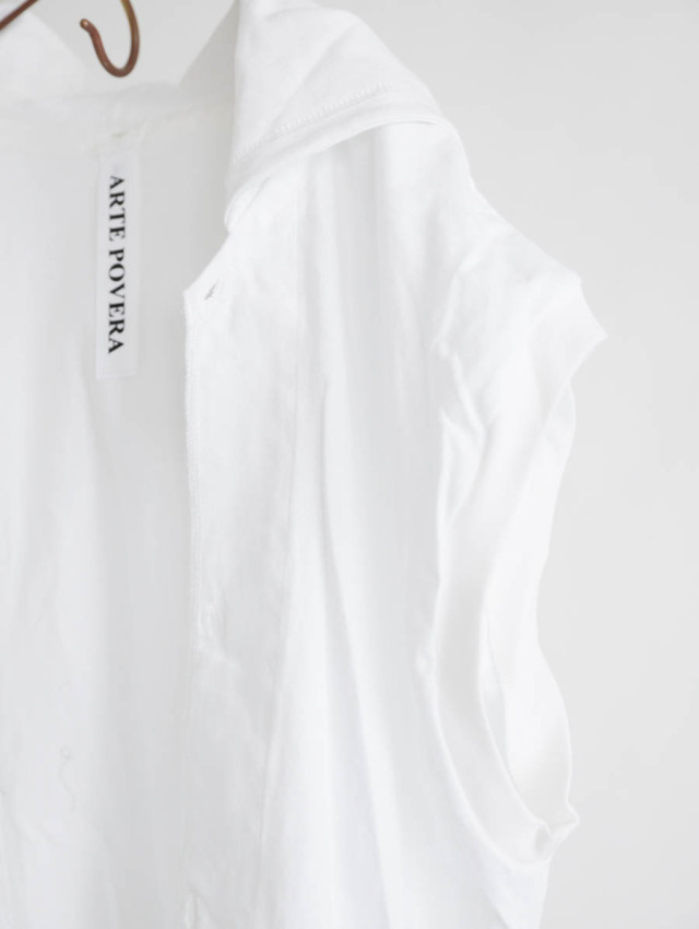 ARTE POVERA アルテポーヴェラ｜ブラック染デニムノーカラージャケット