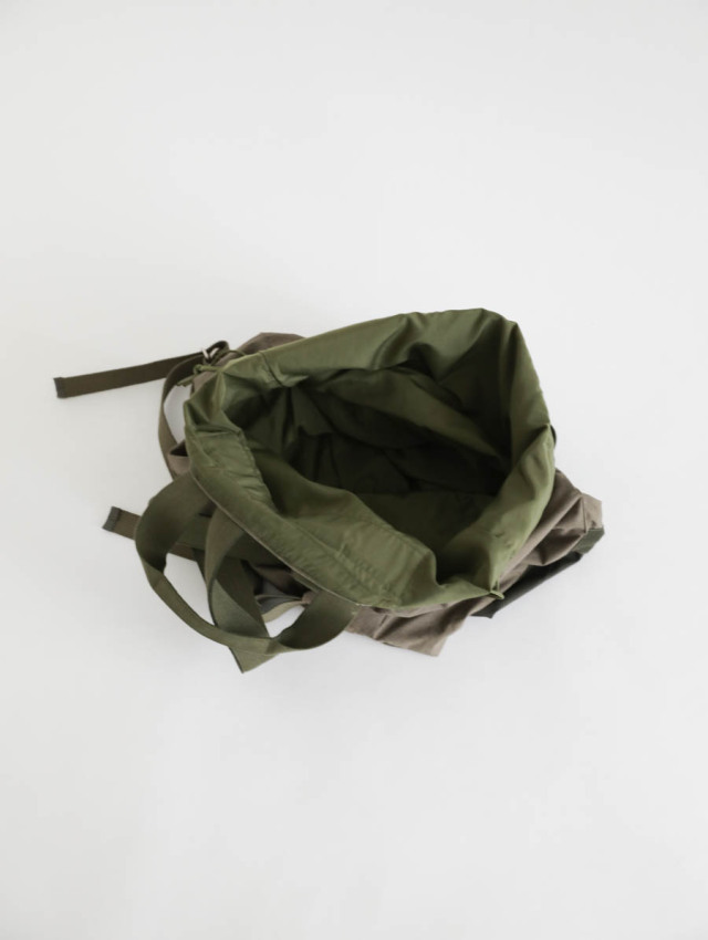 ARTE POVERA アルテポーヴェラ｜オランダシェラフ染 RE-巾着リュック