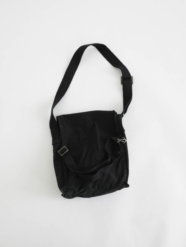 ARTE POVERA 1960年代チェコ軍ショルダー黒染ハンドプリントBAG ARTE POVERA アルテポーヴェラ｜1960年代チェコ軍ショルダー RE