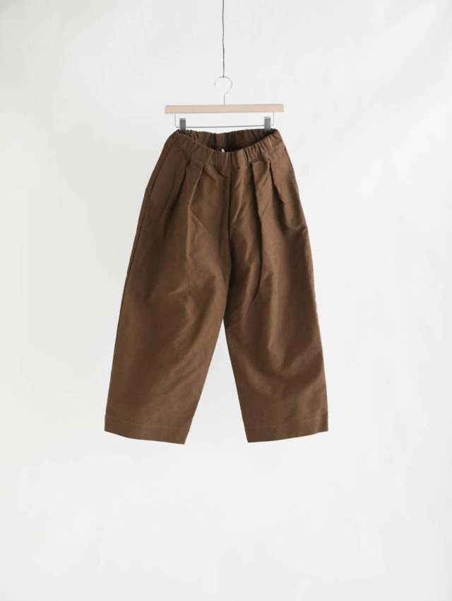 arpoveraアルテポーヴェラ　イージーパンツ　M ARTE POVERA アルテポーヴェラ｜モールスキン2タックイージーパンツ