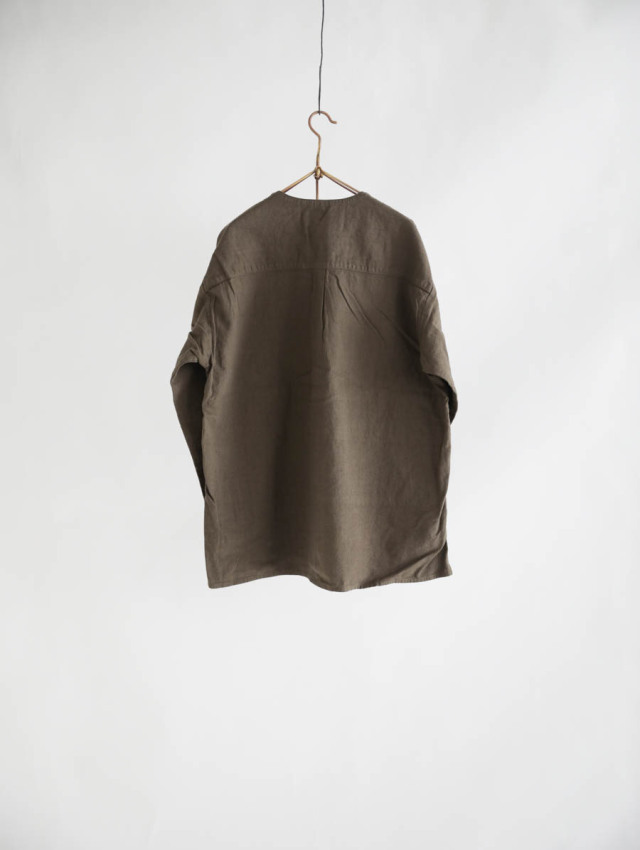 ARTE POVERA アルテポーヴェラ｜リネンコットンVネックノーカラー