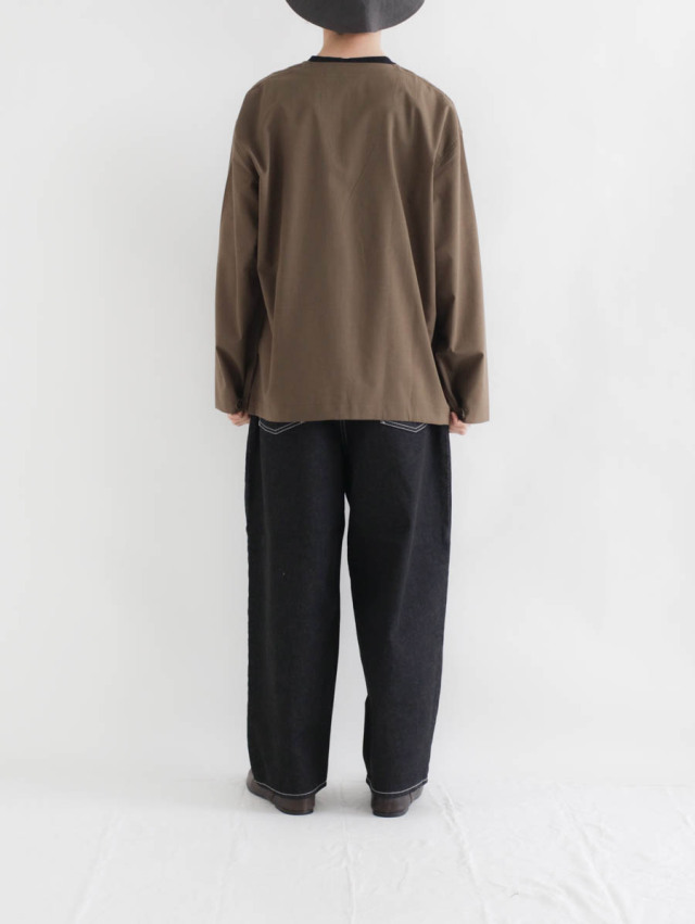 ARTE POVERA アルテポーヴェラ｜12ozデニム2タックパンツ（ブラック）