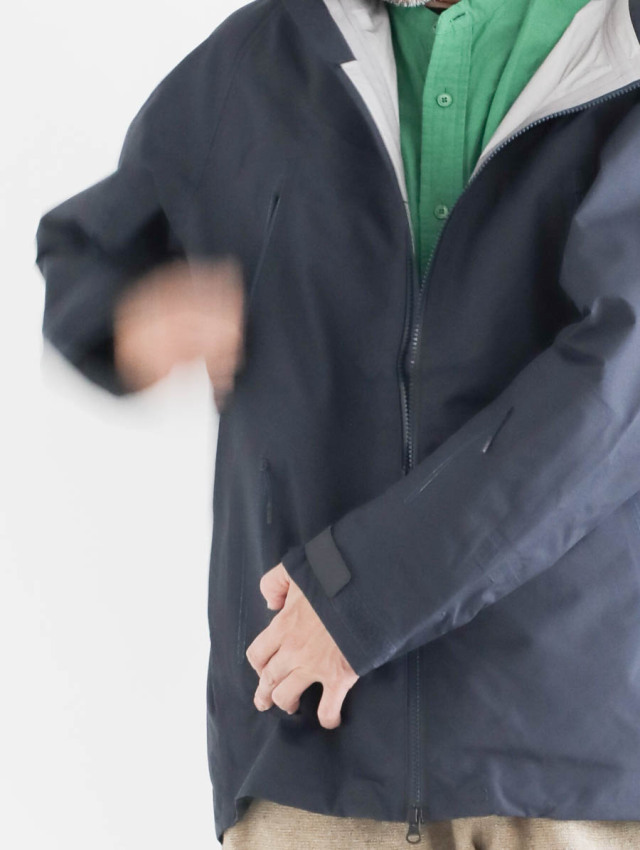 DAIWA LIFESTYLE ダイワライフスタイル / SHELL PARKA ネイビー
