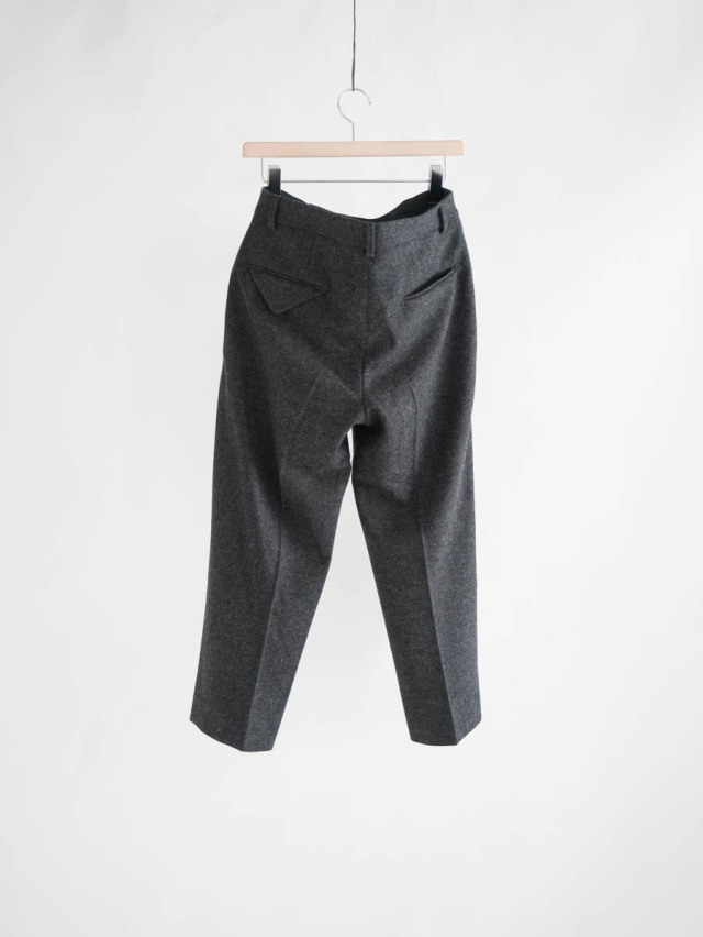 EEL Products イールプロダクツ / 少年パンツ wool tweed チャコール