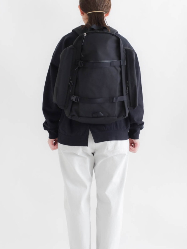 ENDS and MEANS エンズアンドミーンズ / Daytrip Backpack 2.0 ブラック