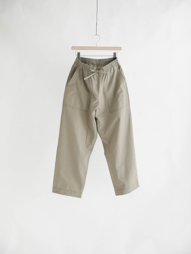 ENDS and MEANS エンズアンドミーンズ｜Easy Baker Pants カーキ