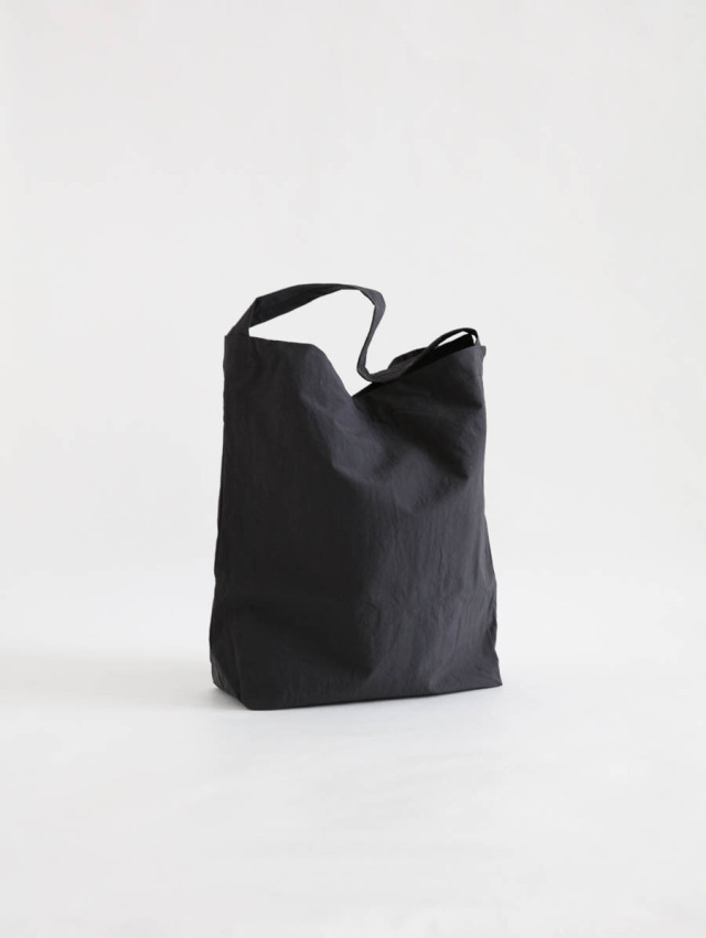 ERA. SHRINK PIPE BAG イーラ ERA. イーラ｜SHRINK PIPE BAG（ブラック）