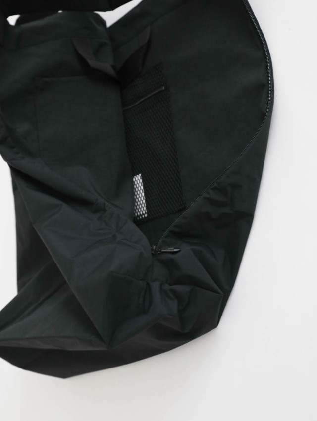 ERA. イーラ｜WP PIPE BAG（ブラック）