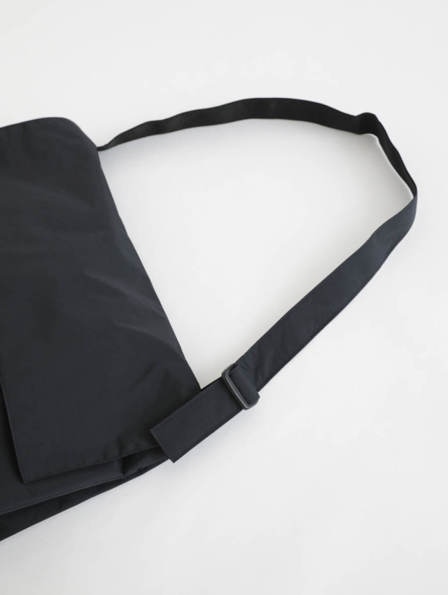 ERA. イーラ｜WP NO MESSENGER BAG（ブラック）