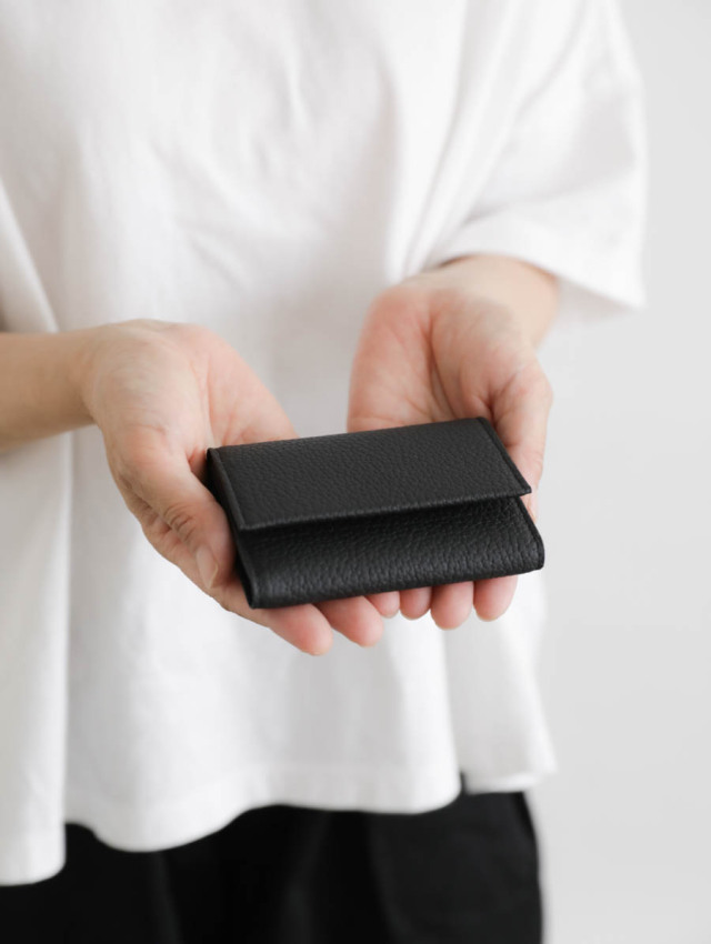 ERA. イーラ｜CRISPANIL BUSINESS CARD CASE