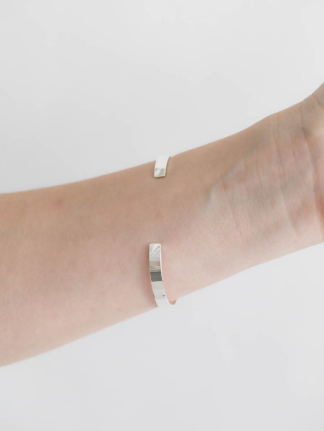 ERA. イーラ｜S&C FLAT BANGLE