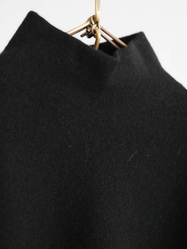 FACTORY ファクトリー｜ヤクバルーンスリーブセーター ブラック