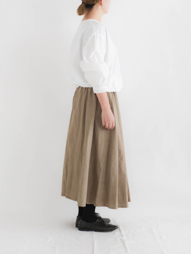 FACTORY 綿 近江晒チューリップスカー ト　ホワイト　サイズ2 FACTORY 綿 近江晒チューリップスカー ト ホワイト サイズ2