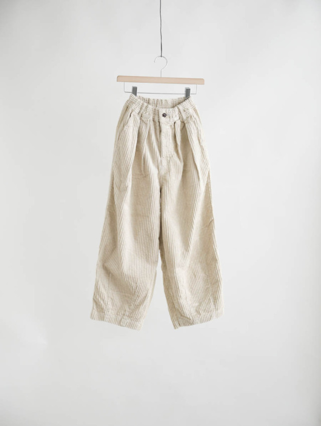 ハーベスティ HARVESTY サーカスパンツ　アイボリー　コーデュロイ HARVESTY ハーベスティ 