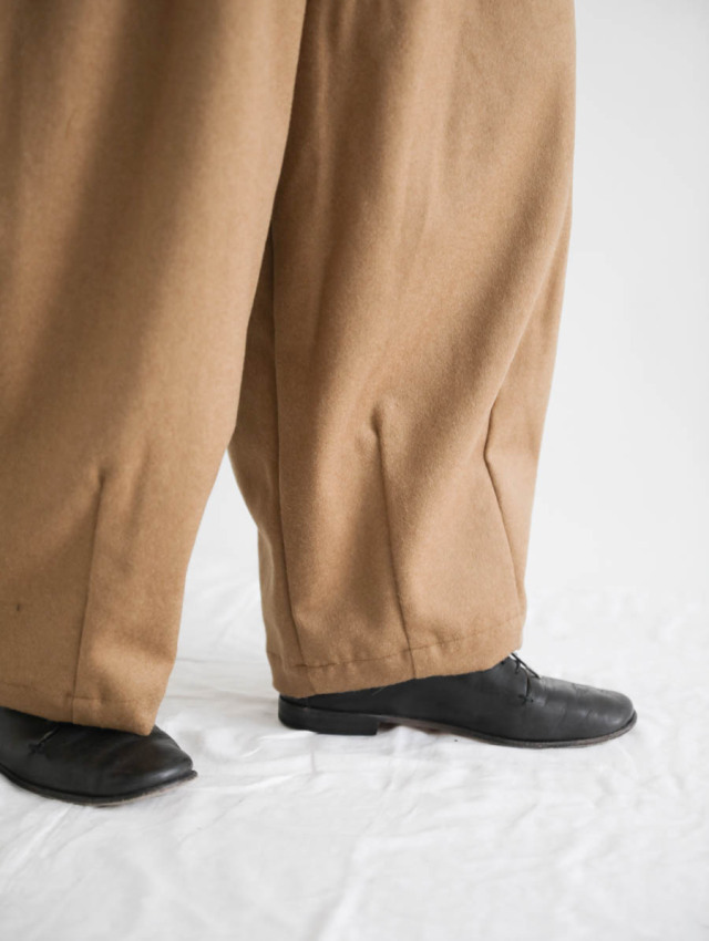 HARVESTY ハーベスティ｜ウールビーバーサーカスパンツ（キャメル）