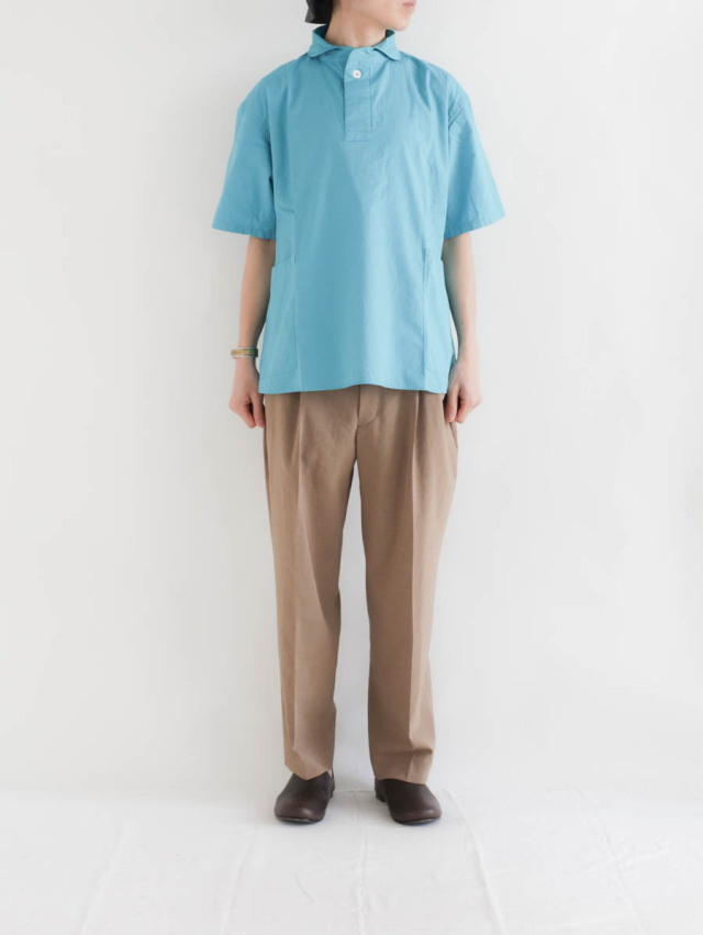 LOLO ロロ｜コットンブロード 丸衿プルオーバー半袖シャツ（ブルー