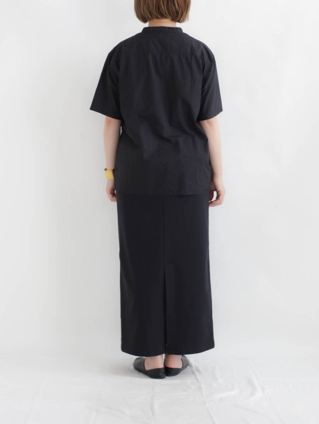 LOLO ロロ｜変形比翼スタンドカラー半袖シャツ（ブラック）