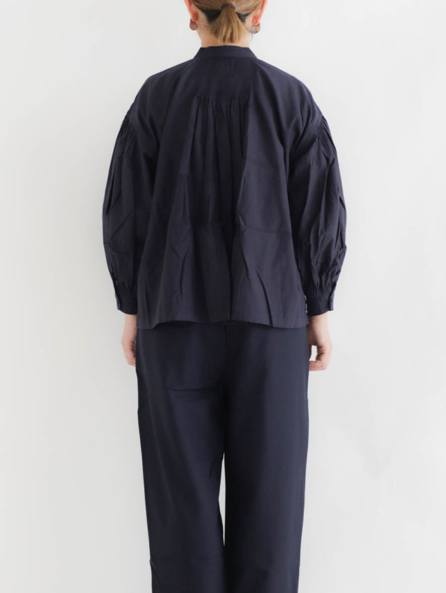 美品✨メゾンドソイル コットン 刺繍 バンドカラー シャツ ブラウス 生成 Ⅱ 美品✨メゾンドソイル コットン 刺繍 バンドカラー シャツ