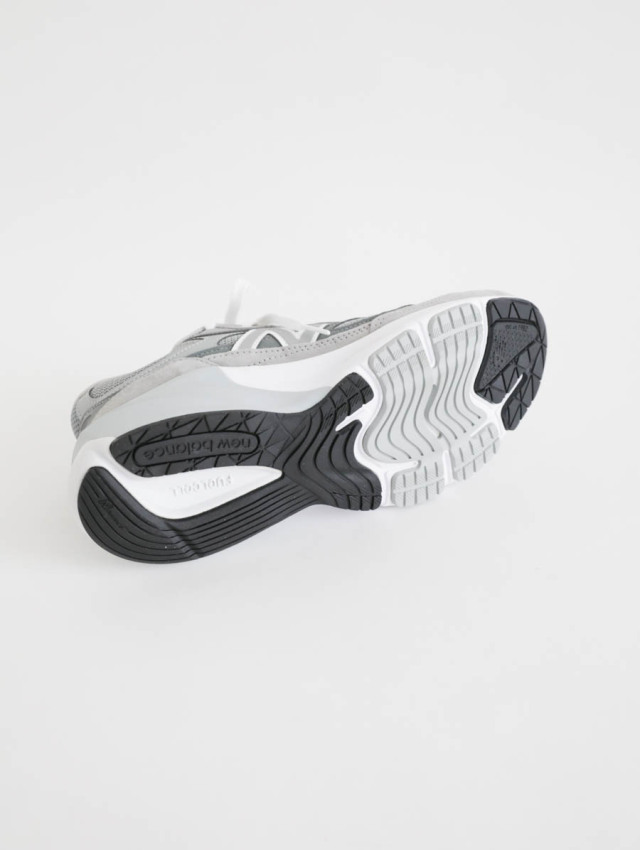 NEW BALANCE ニューバランス / M990 v6 グレー