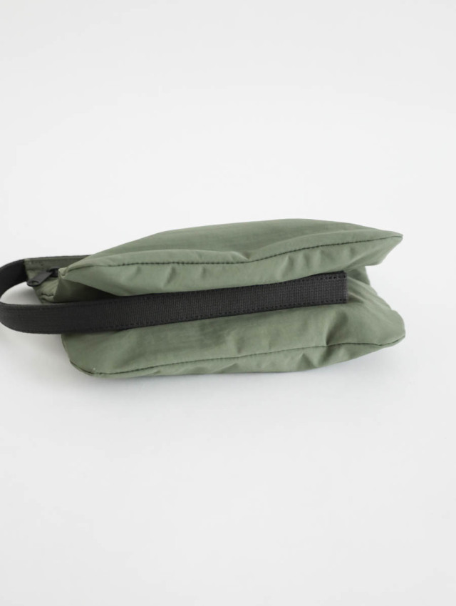 POSTALCO ポスタルコ ドップキットDopp kit チャコールグレー POSTALCO – Dopp Kit, Slim Laptop Case. – Fuzz