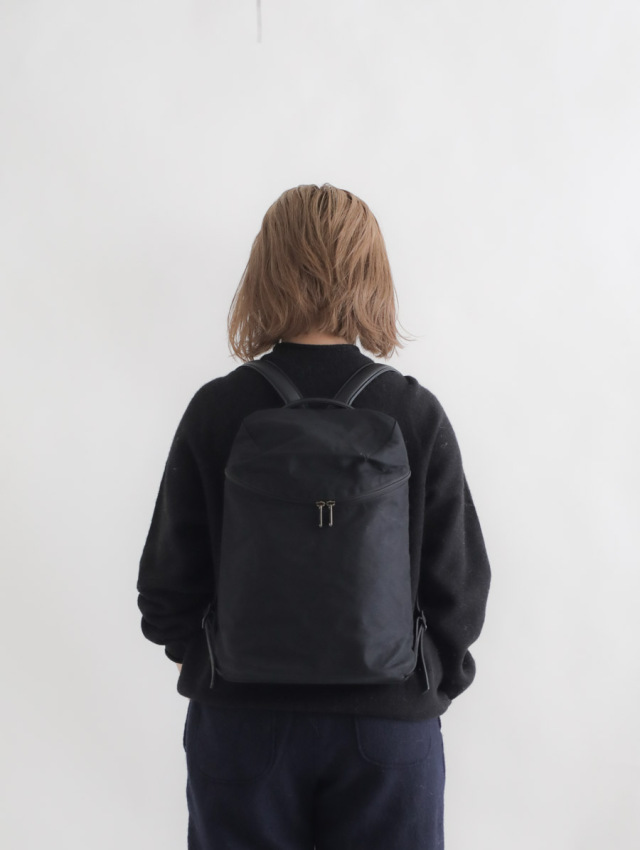 新品未使用】Postalco フラットショルダーバッグ レザー （POSTALCO  