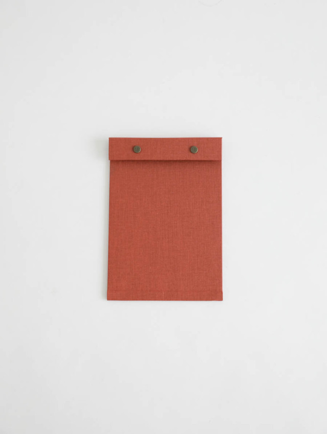 【美品】ポスタルコ　スナップパッドHW  A4サイズ　Brick Red POSTALCO/ポスタルコ】スナップパッド HW A4 (Rosewood) | 590&Co.