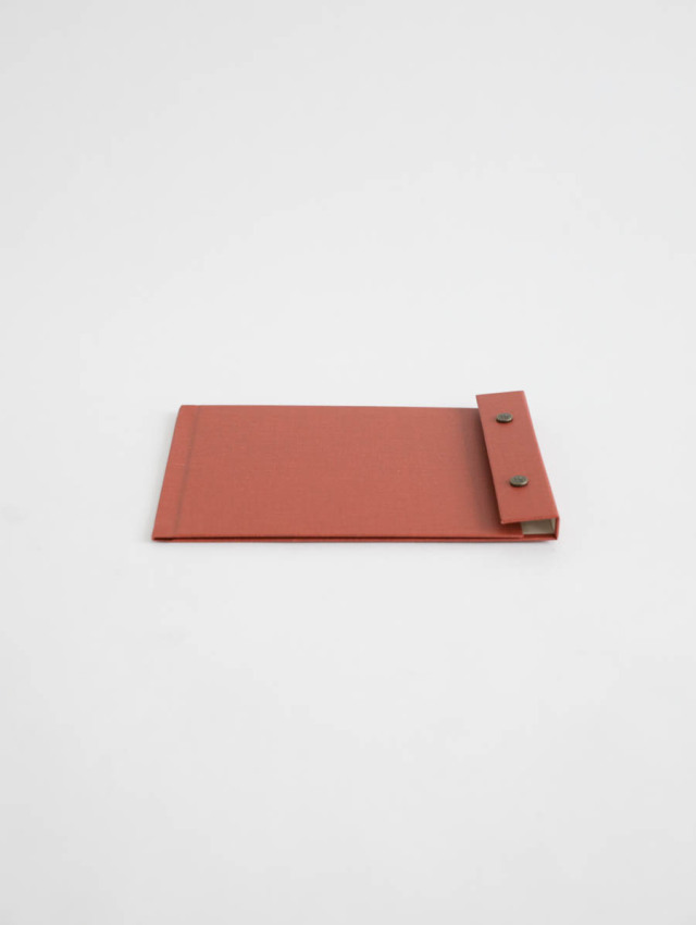 POSTALCO ポスタルコ / スナップパッド（ブリックレッド）Snap Pad