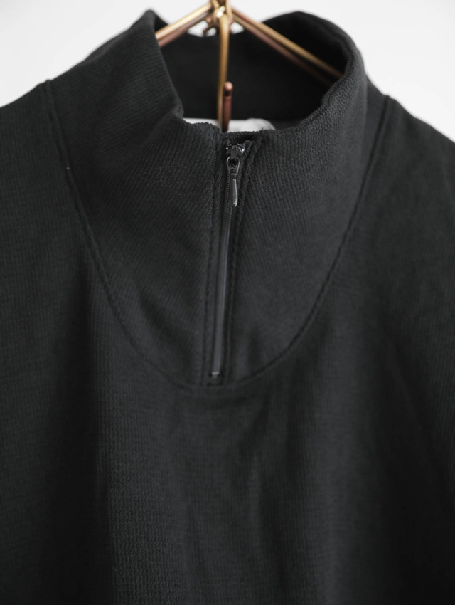 STILL BY HAND スティルバイハンド｜ハイネックジップジャンパー