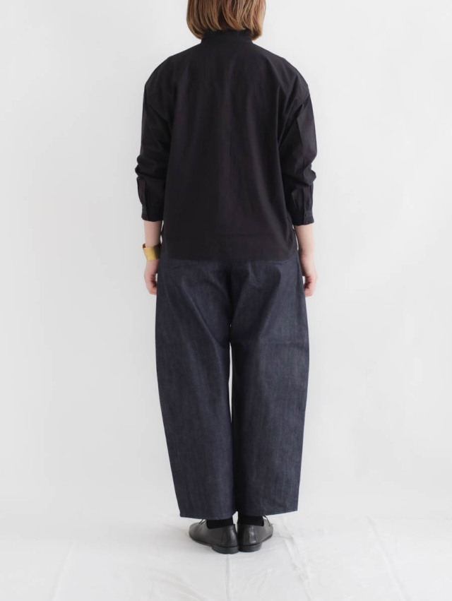 STILL BY HAND スティルバイハンド｜ディープタックワイドデニム