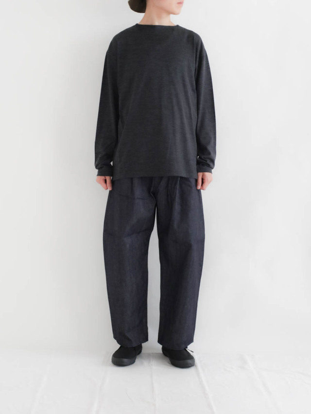 still by hand タック デニム パンツ ネイビー 46 再入荷】Still By Hand(スティルバイハンド) 1タックテーパード