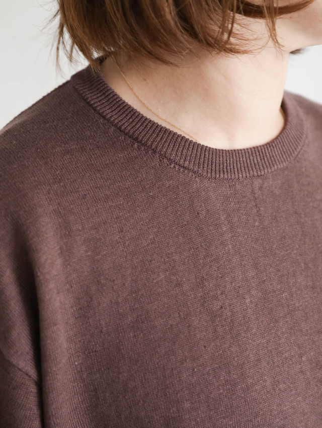 STILL BY HAND スティルバイハンド｜リネンニットTシャツ（ボルドー）