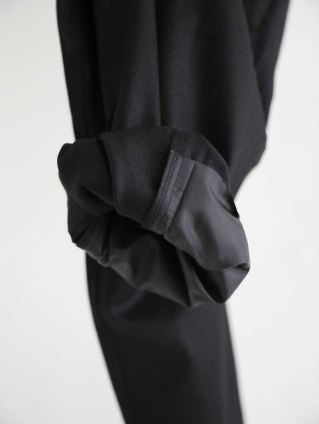 STILL BY HAND スティルバイハンド｜ウールスラックス（ブラック）