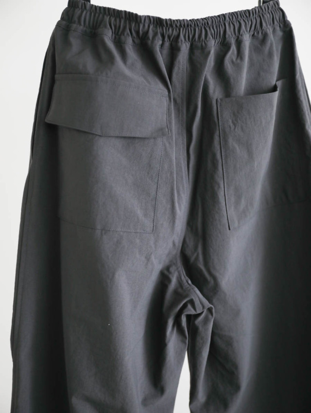 STILL BY HAND スティルバイハンド|ナイロンニータックパンツ STILL BY HAND スティルバイハンド|ナイロンニータックパンツ