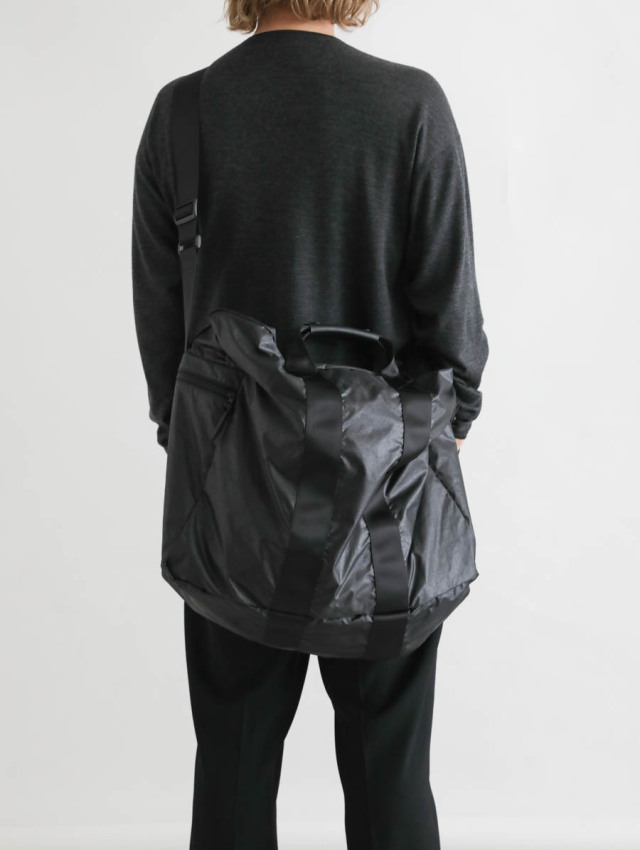 texnh テクネ｜SQUARE DUFFLE（ブラック）