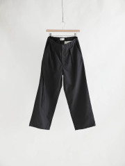 【新品同様】STILL BY HAND 〔25SS〕イージースラックス ブラック 新品同様】STILL BY HAND 〔25SS〕イージースラックス ブラック