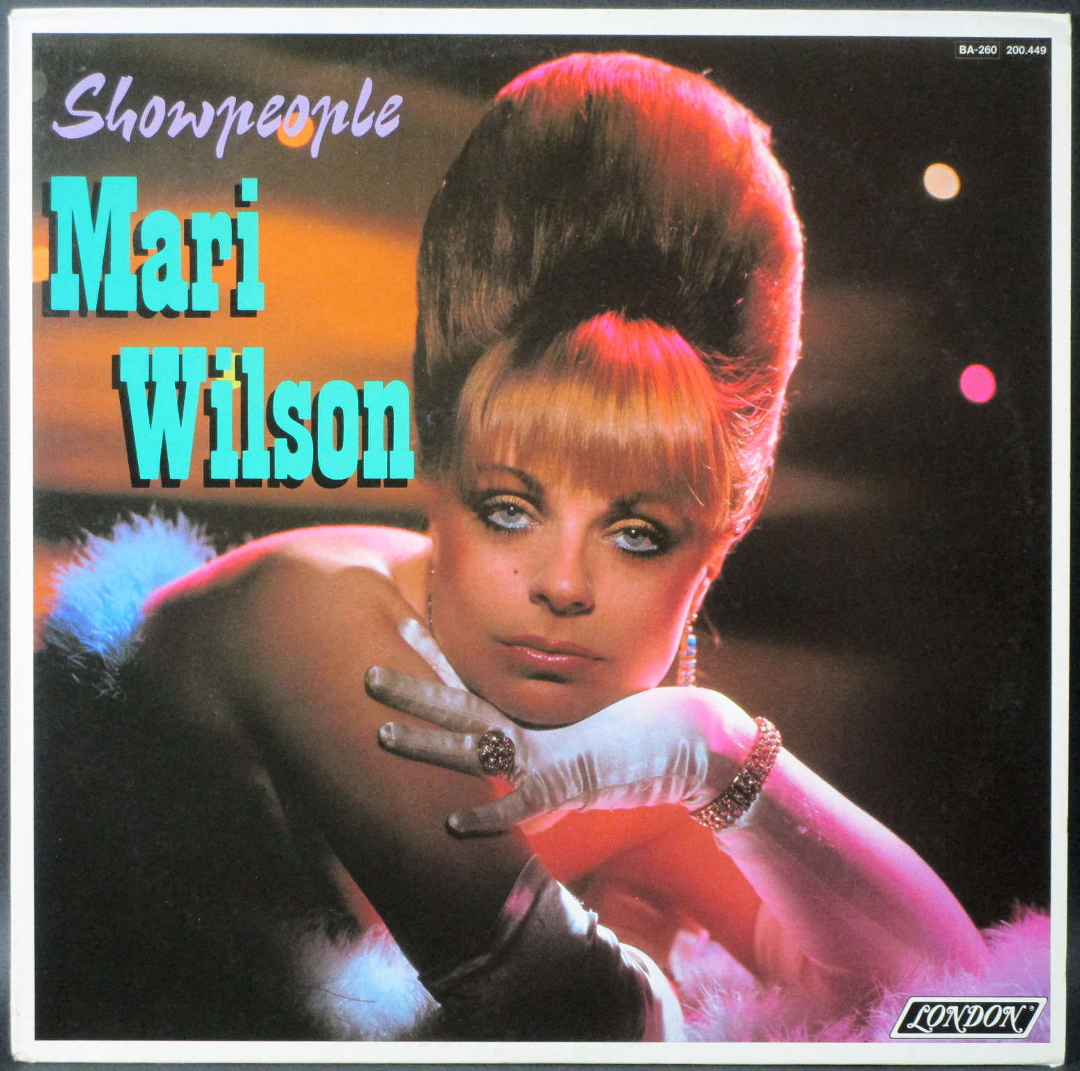 Mari Wilson マリ・ウィルソン / Showpeople