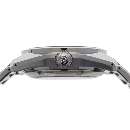 セブンアワーズ