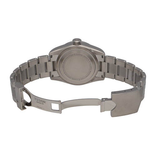 セブンアワーズ