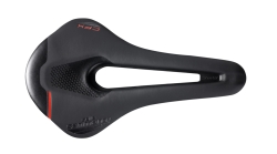 【送料無料】SELLE SANMARCO SHORTFIT 2.0 Open-Fit Carbon Fx（セラ サンマルコ  ショートフィット 2.0 オープンフィット カーボン Fx）サドル 2022
