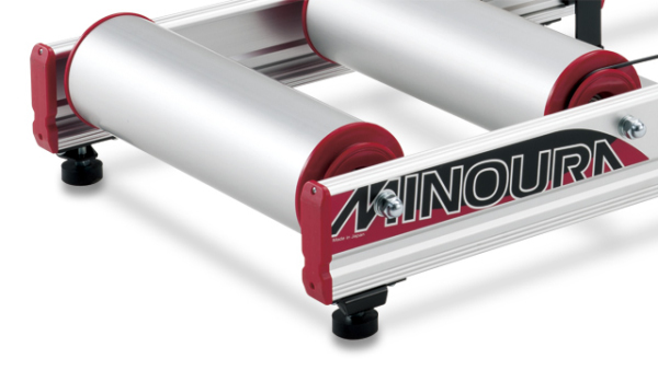 MINOURA LIVE ROLL R720 ミノウラ３本ローラー 美品 Amazon.com : Minoura R720 LiveRoll 3 Roller : Sports & Outdoors