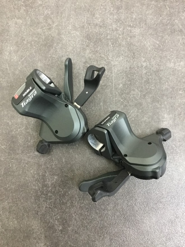 大特価】SHIMANO (シマノ ) ティアグラ SL-4700 左右レバーセット