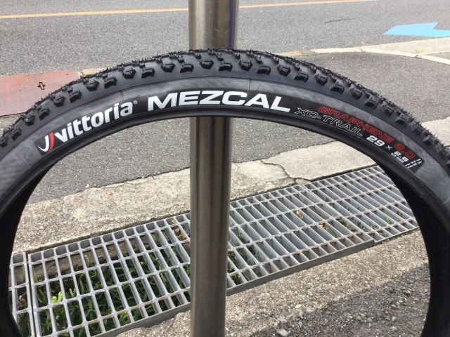 VITTORIA ( ビットリア ) チューブレスタイヤ MEZCAL III GRAVEL