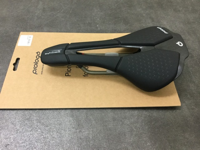PROLOGO プロロゴ SCRATCH M5 PAS TIROX サドル Amazon.com : Prologo Scratch M5 PAS Tirox Road Saddle, 140mm